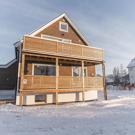 W Walking Distance To Center