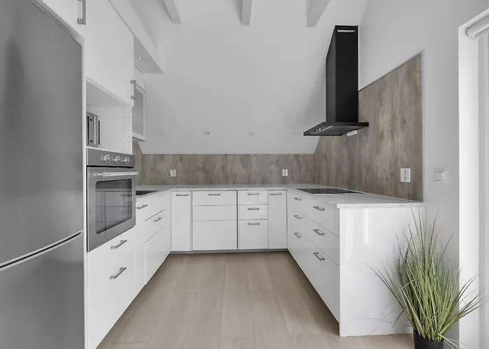 W Walking Distance To Center Tromsø